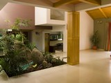 Vintage Bungalow House Escape