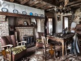 Abandoned Bungalow House Escape 2