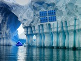 Penguin Ice Cave Escape